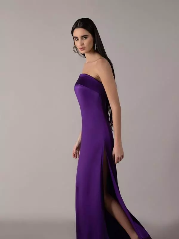 Fluid strapless silk dress 