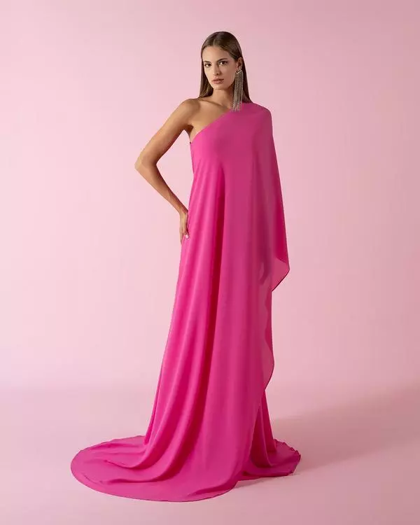 One-shoulder fluid dress
