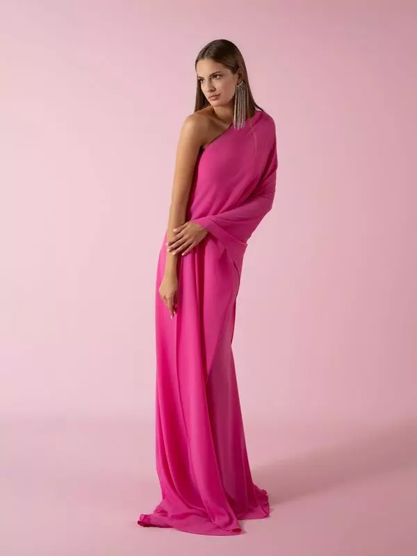 One-shoulder fluid dress