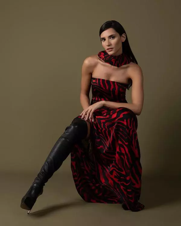Strapless pattern dress
