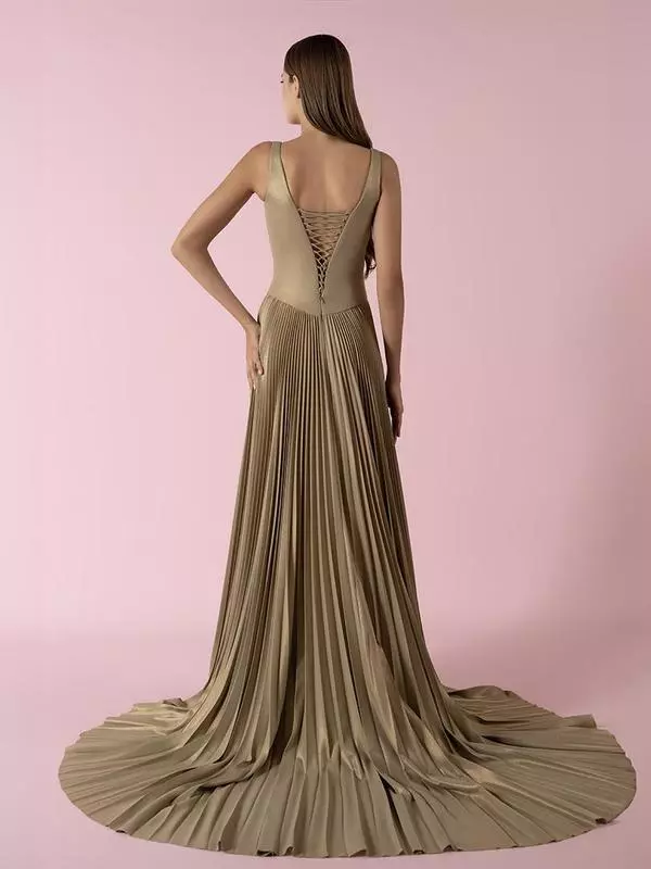 Pleated low-waist dress