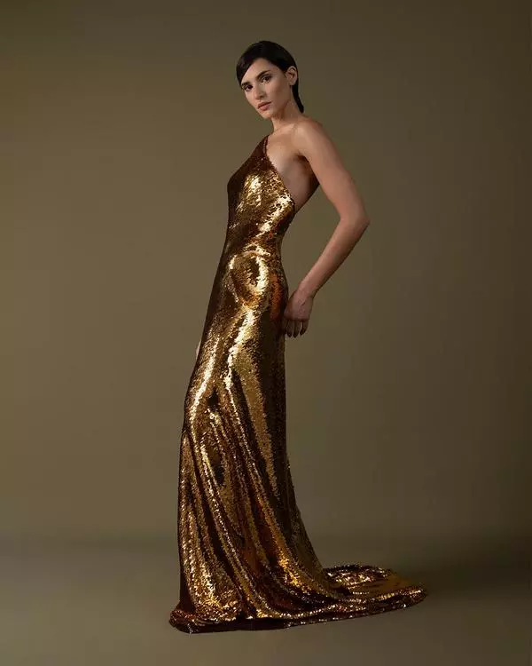 One-shoulder sequins dress