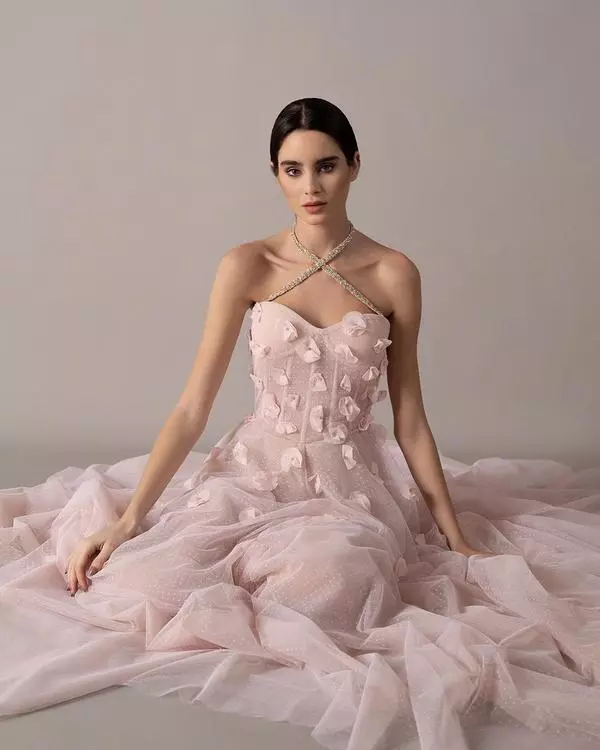 Dotted tulle dress with 3D blossoms