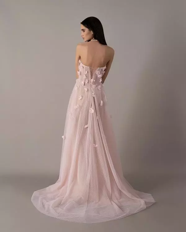 Dotted tulle dress with 3D blossoms