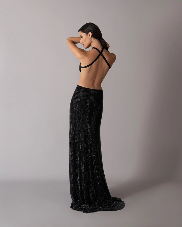 Shimmery triangle backless dress